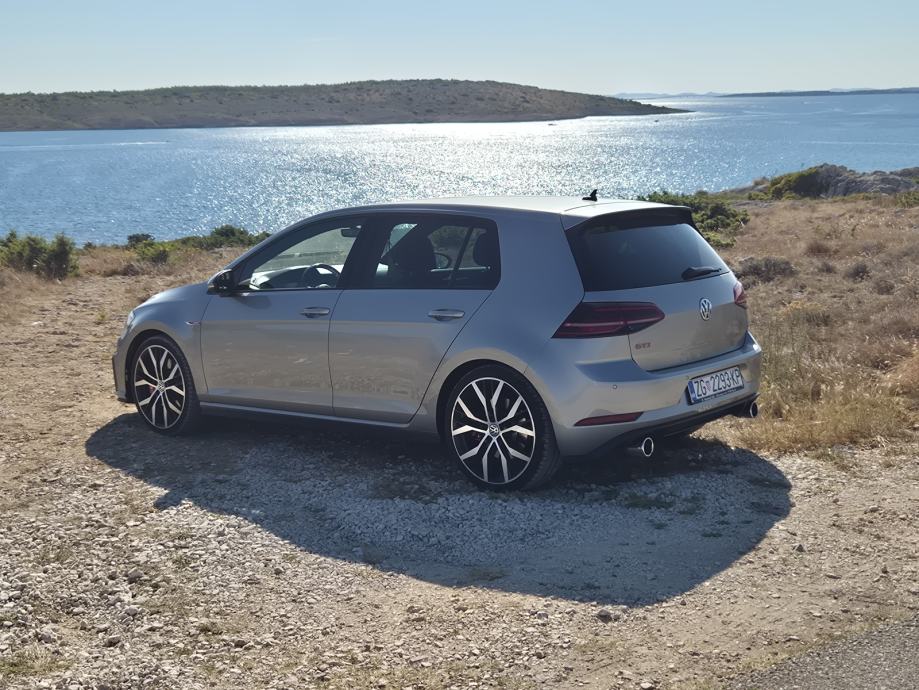 VW Golf 7 2,0 GTi, fotografija 8