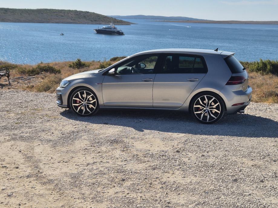 VW Golf 7 2,0 GTi, fotografija 13