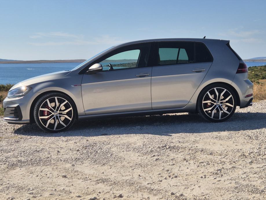 VW Golf 7 2,0 GTi, fotografija 14