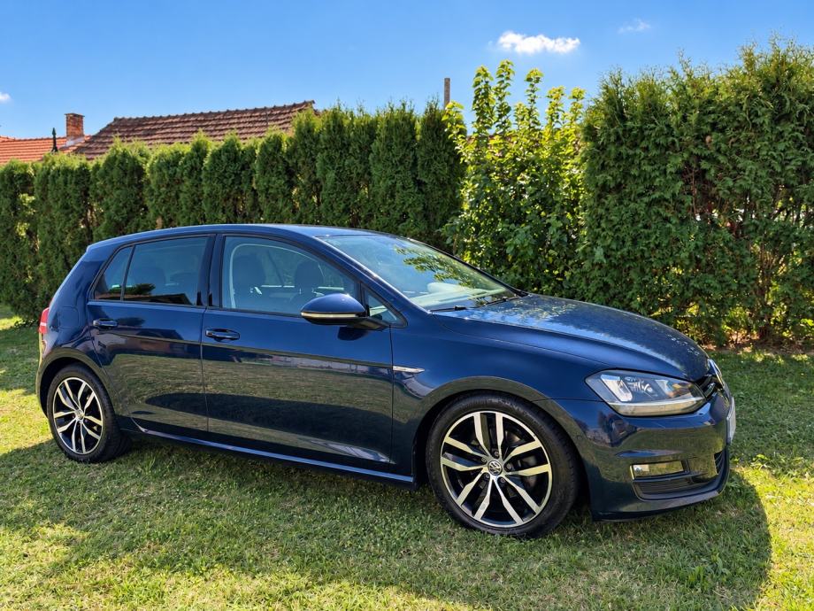 VW GOLF 7 2.0 TDI • 2015. • PANORAMA • NAVI • GRIJANJE SJEDALA, fotografija 2