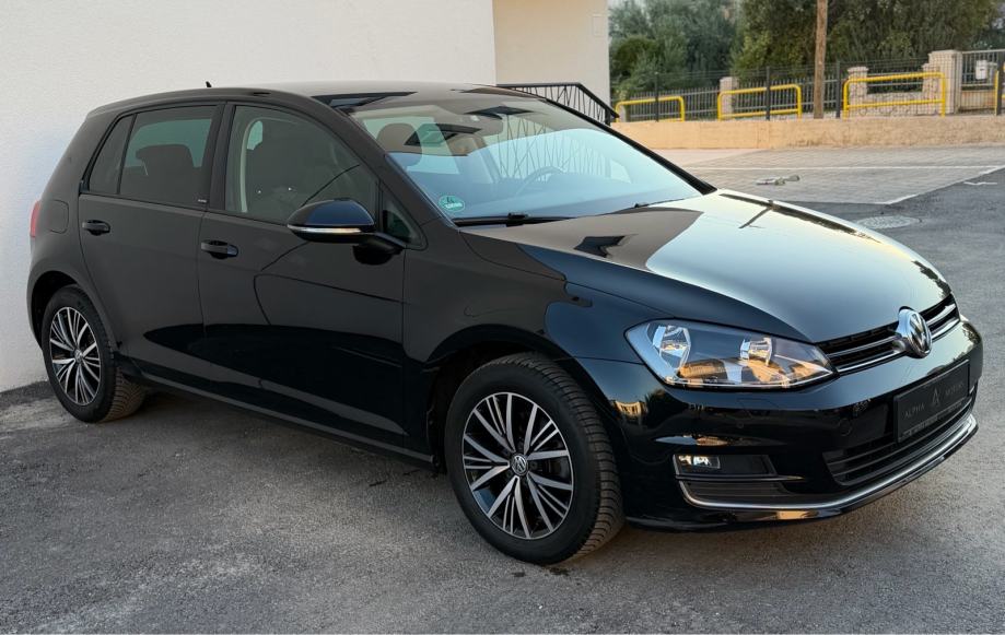 VW Golf 7 2.0 TDI ALLSTAR/SERVISNA✅JAMSTVO 12 MJ, fotografija 3
