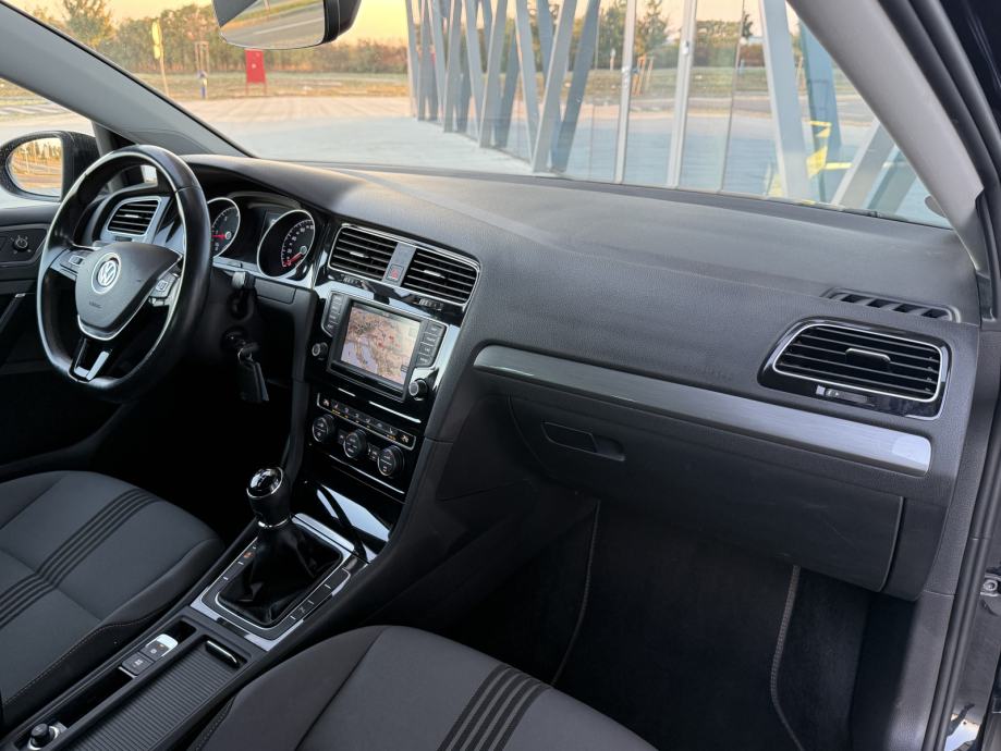VW Golf 7 2,0 TDI ALLSTAR • LED/XENON• NAVI • ALU 17 • REG 9/27 •, fotografija 13
