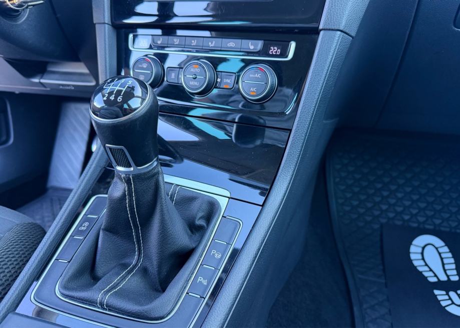 VW Golf 7 2,0 TDI BMT*CUP*136.000km*PARK PILOT*KUKA*, fotografija 14