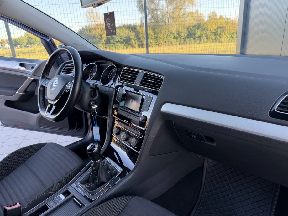 VW Golf 7 2,0 TDI BMT*CUP*136.000km*PARK PILOT*KUKA*, fotografija 12