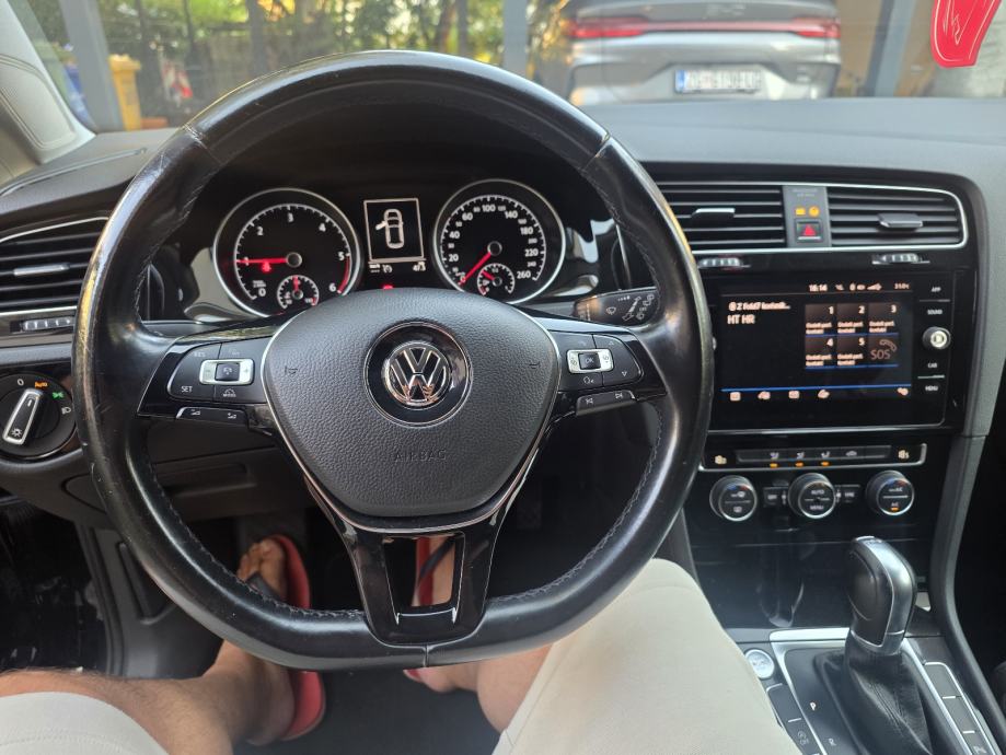 VW Golf 7 2,0 TDI DSG automatik, zimske gume gratis, fotografija 12