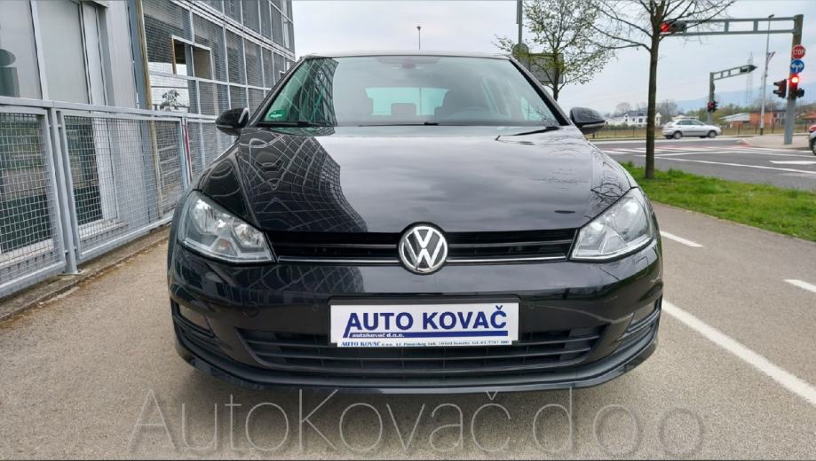 VW Golf 7 1,6TDI CLBMT * 88 000km* Servisna, Koža, Navi //TOP!!!