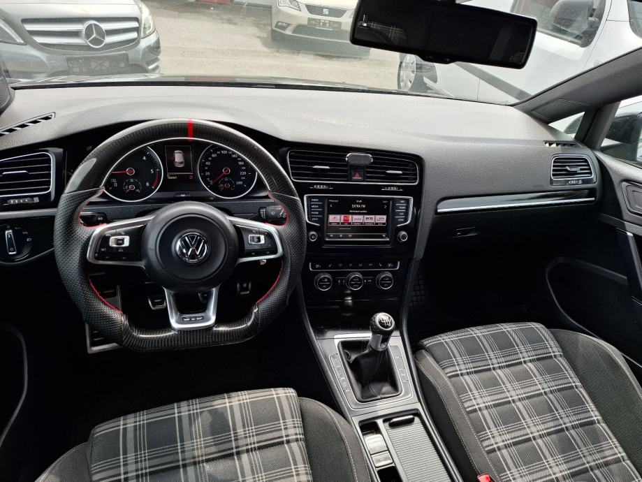 VW Golf 7 2.0 TDI GTD, fotografija 7