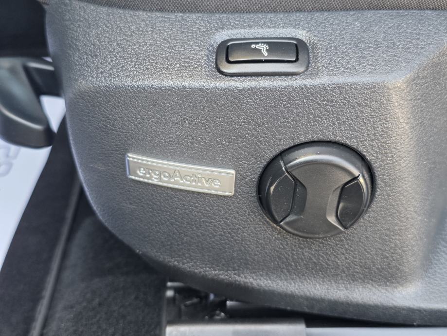 VW Golf 7 2,0 TDI HIGHLINE,FUL LED,NAVI,ALU 17, fotografija 17