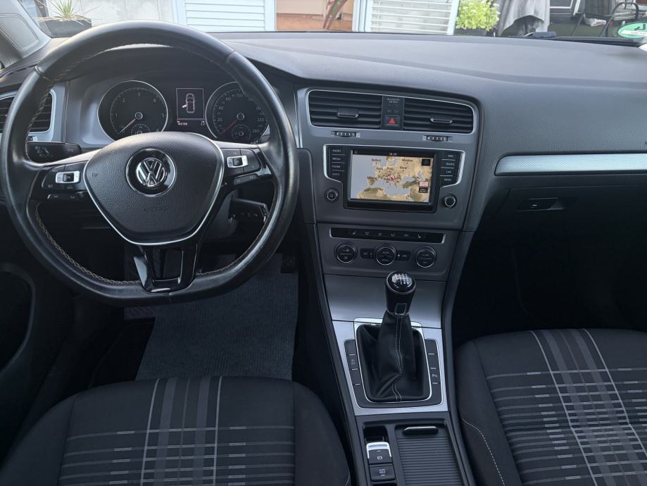 VW Golf 7 2,0 TDI Lounge *Servisna knjiga* *Jamstvo*, fotografija 16