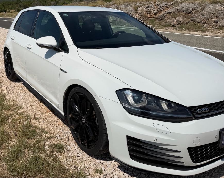 VW Golf 7 2,0 TDI, reg. 07/26, fotografija 4