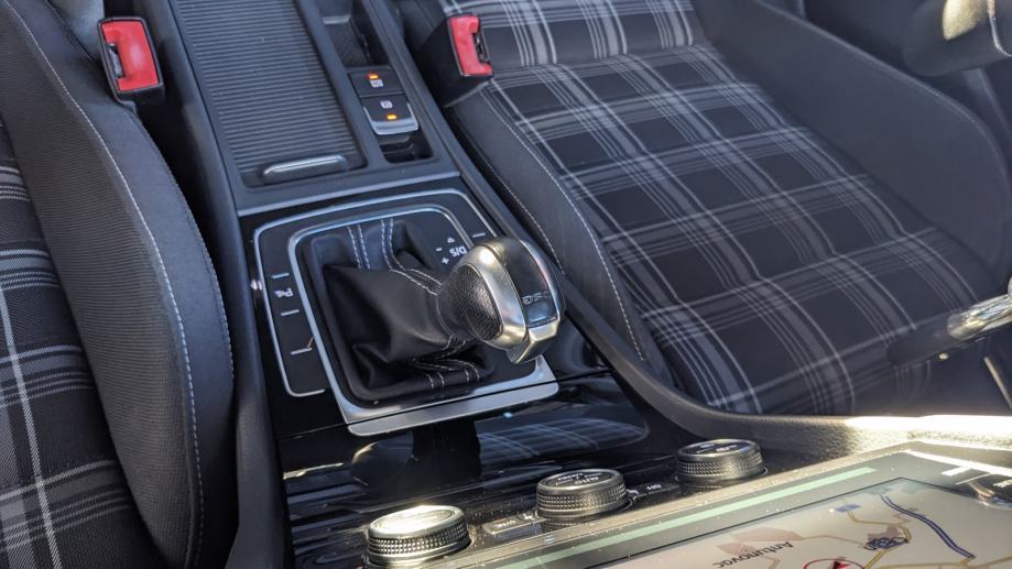 VW GOLF 7 GTD 2.0 TDI DSG, fotografija 18
