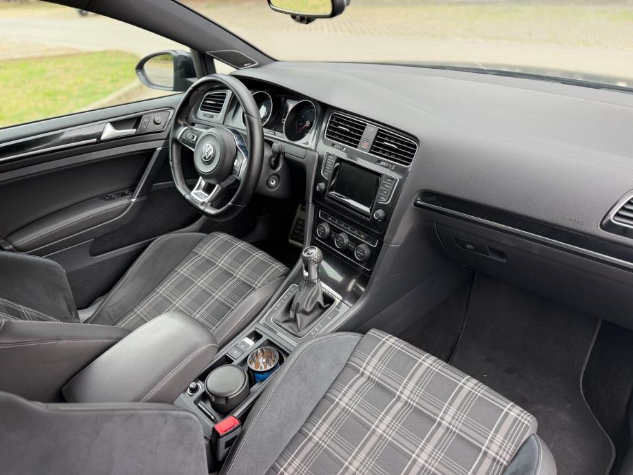 VW Golf 7 “GTD” / 2014 / 184 ks **TOP STANJE**, fotografija 8