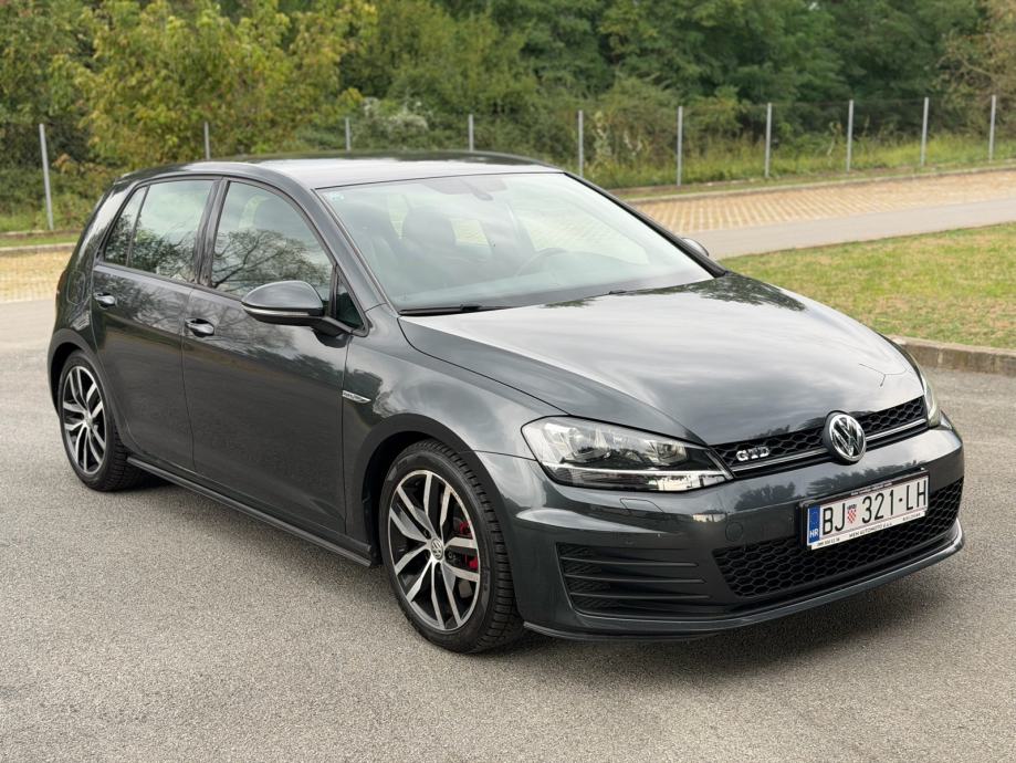 VW Golf 7 “GTD” / 2014 / 184 ks **TOP STANJE**, fotografija 2