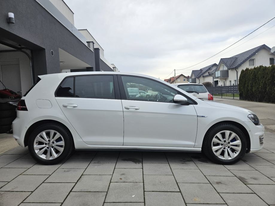 VW GOLF 7 GTE 2015. HYBRID, fotografija 7