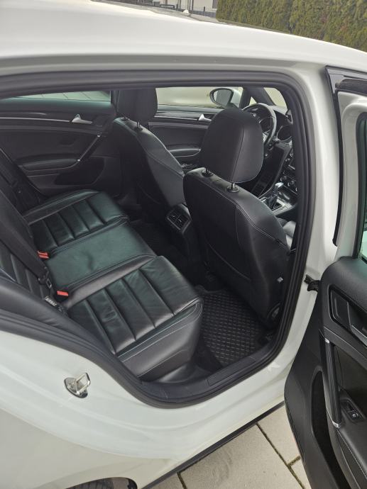 VW GOLF 7 GTE 2015. HYBRID, fotografija 15
