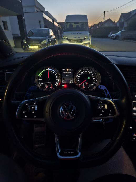 VW GOLF 7 GTE 2015. HYBRID, fotografija 18