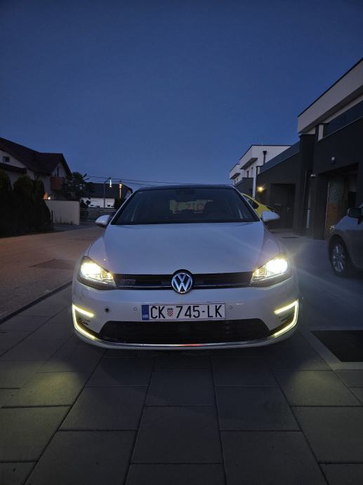 VW GOLF 7 GTE 2015. HYBRID, fotografija 19