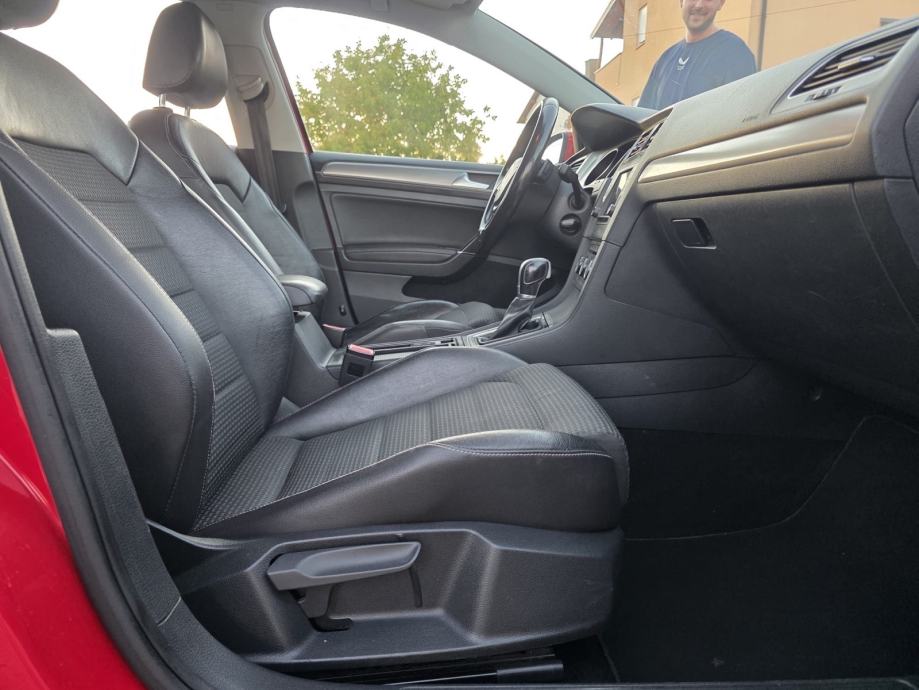 VW Golf 7 Variant 1,6 TDI automatik / XENON, fotografija 12