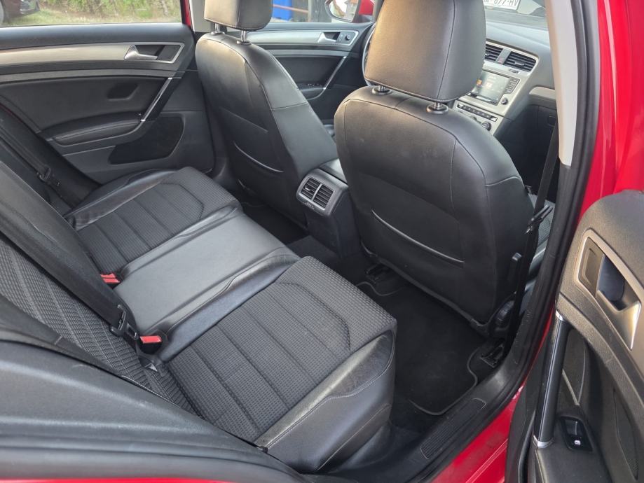 VW Golf 7 Variant 1,6 TDI automatik / XENON, fotografija 16