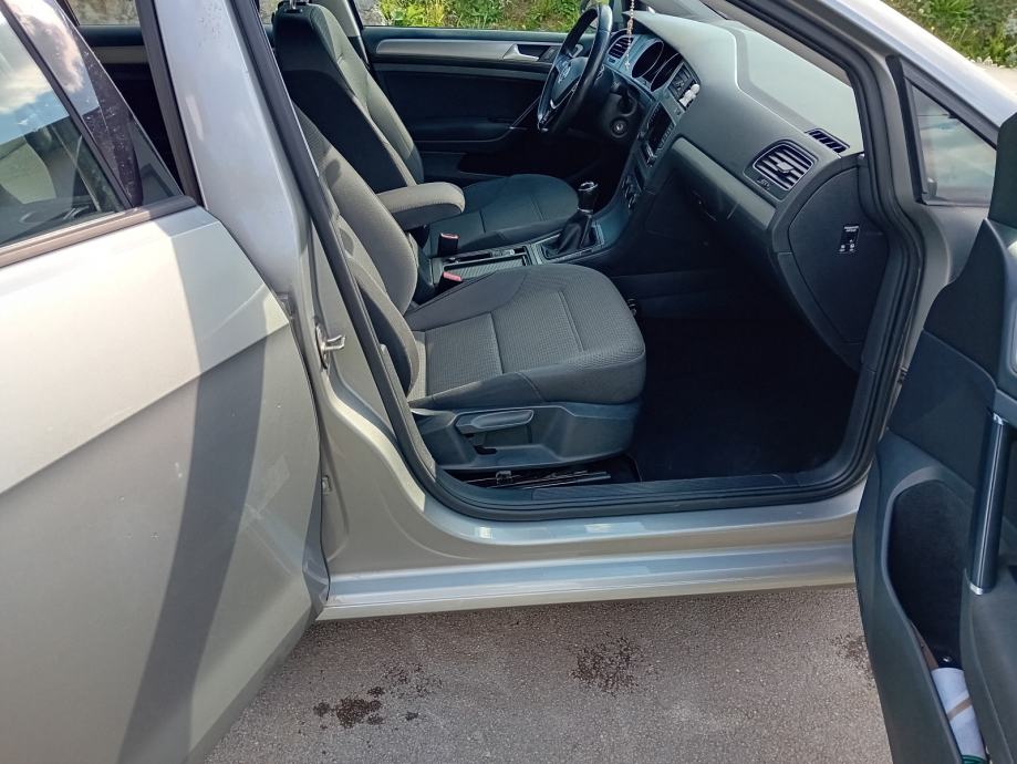 VW Golf 7 Variant 1,6 TDI BMT,6 brzina, fotografija 6
