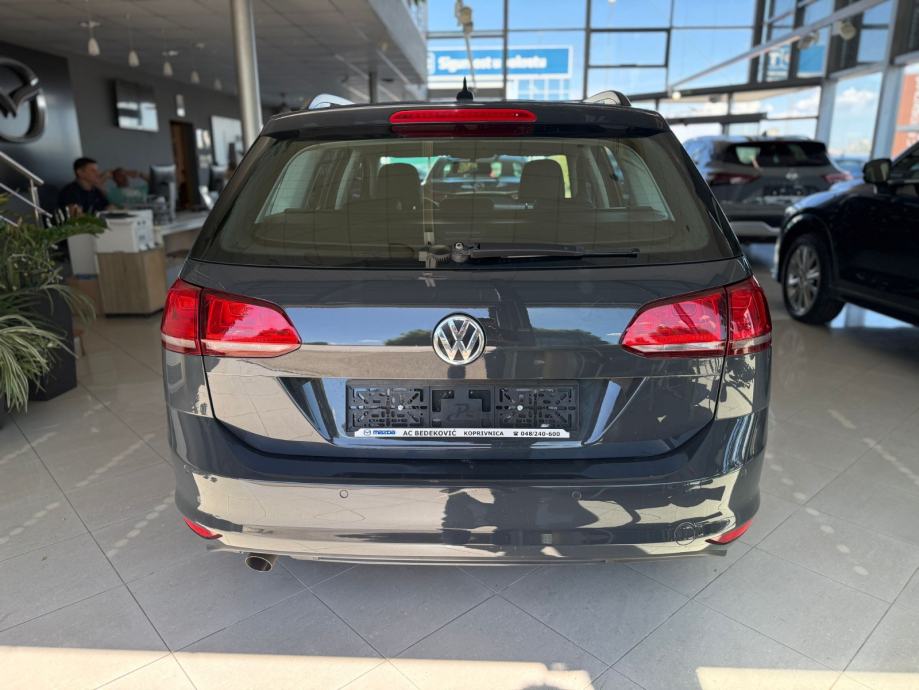 VW Golf 7 Variant 1,6 TDI BMT NAVI PARKIRNI KOŽA ALU MASAŽA, fotografija 6