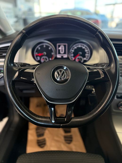 VW Golf 7 Variant 1,6 TDI BMT NAVI PARKIRNI KOŽA ALU MASAŽA, fotografija 9