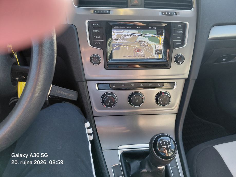 VW Golf 7 Variant 1,6 TDI BMT, fotografija 13