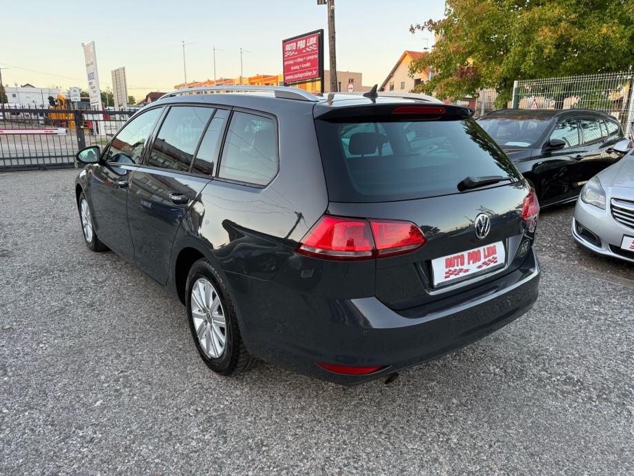 VW Golf 7 Variant 1.6 TDI DSG Automatik Kamera Radar, fotografija 2