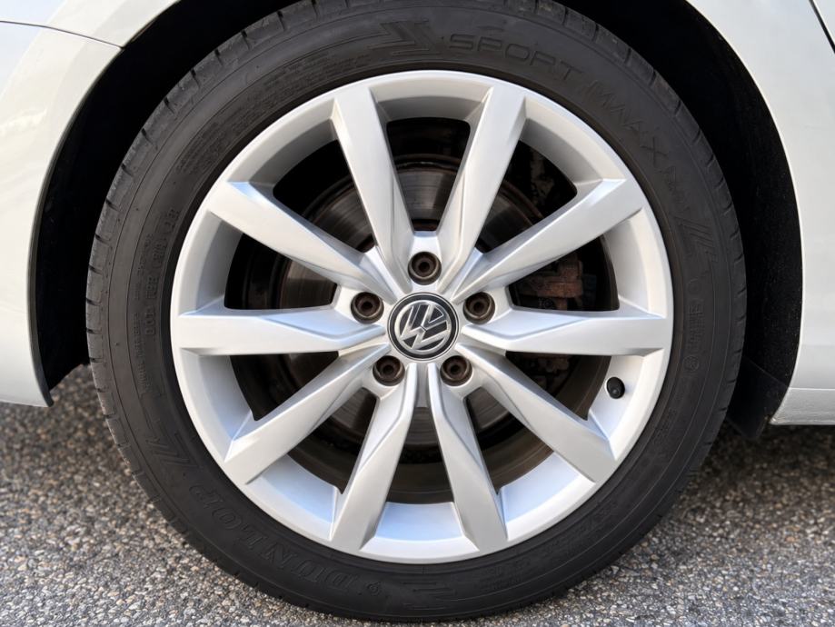 Volkswagen Golf 7 Variant Highline 2.0 TDI DSG 150 KS | 2018. | 195.00, fotografija 9