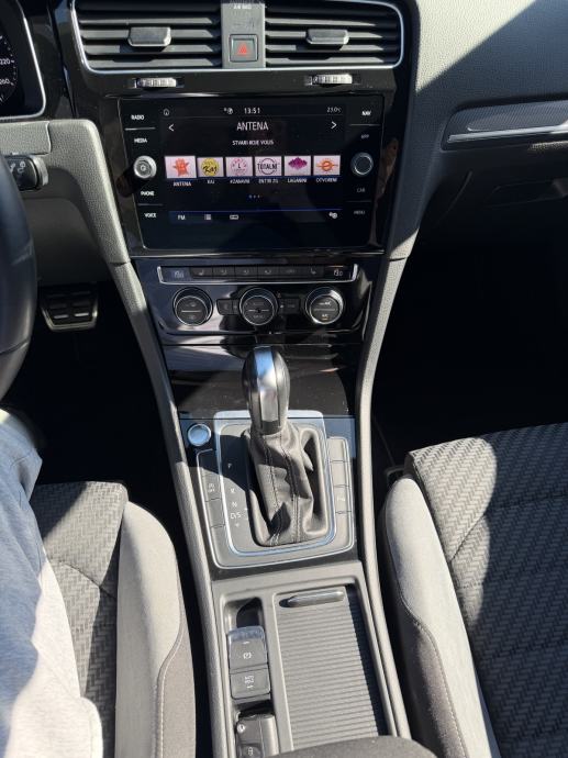 VW Golf 7.5 1,5 TSI 150KS DSG 3xR-LINE MATRIX VIRTUAL DYNAUDIO ACC, fotografija 14