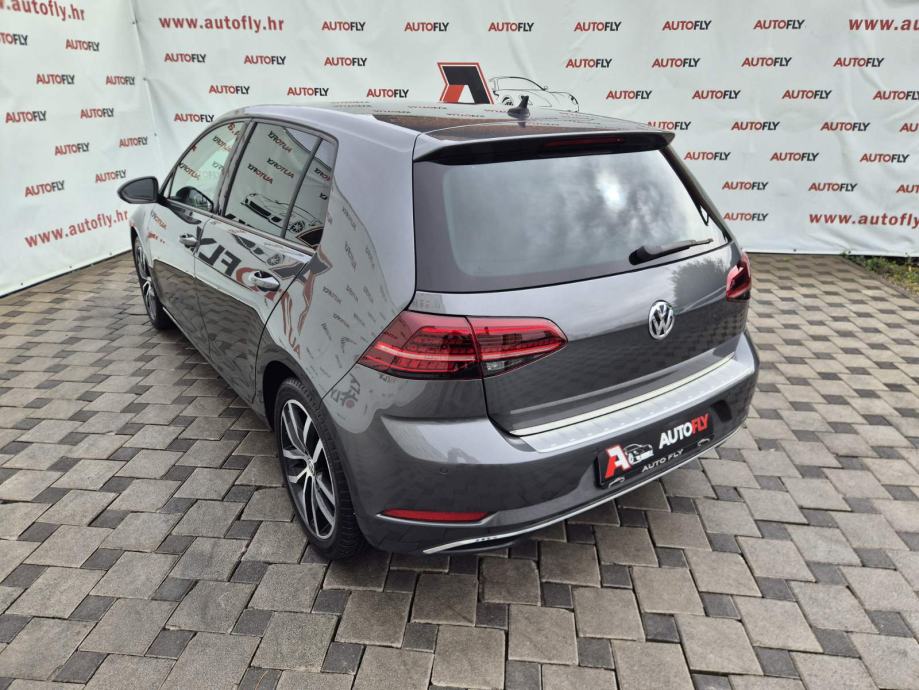 VW Golf 7.5 1.6 TDI Highline DSG, Virtual, ACC, Multilock, Navi, 17", fotografija 6