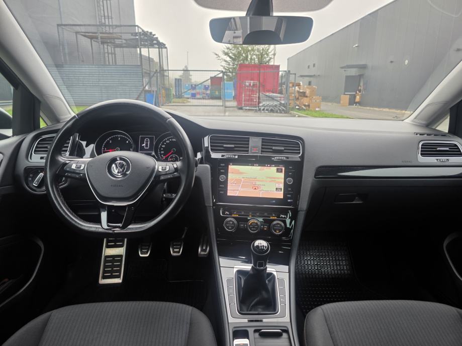VW Golf 7.5 2.0 TDI SOUND mod 2018g reg 10.2027g, fotografija 11