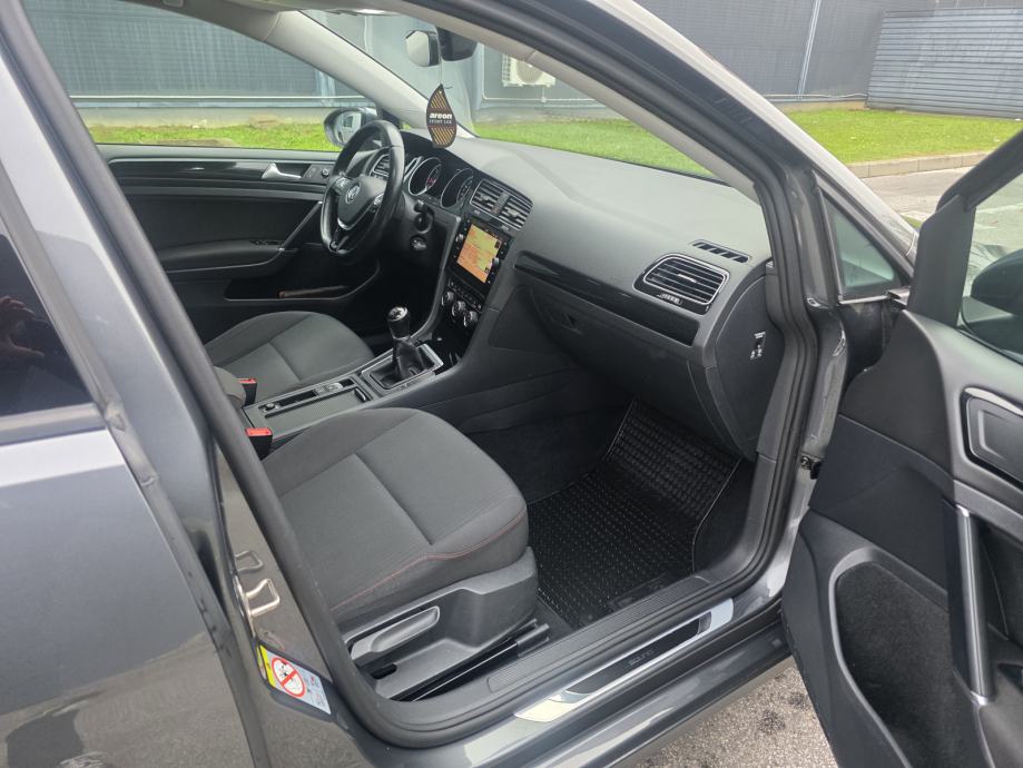 VW Golf 7.5 2.0 TDI SOUND mod 2018g reg 10.2027g, fotografija 14