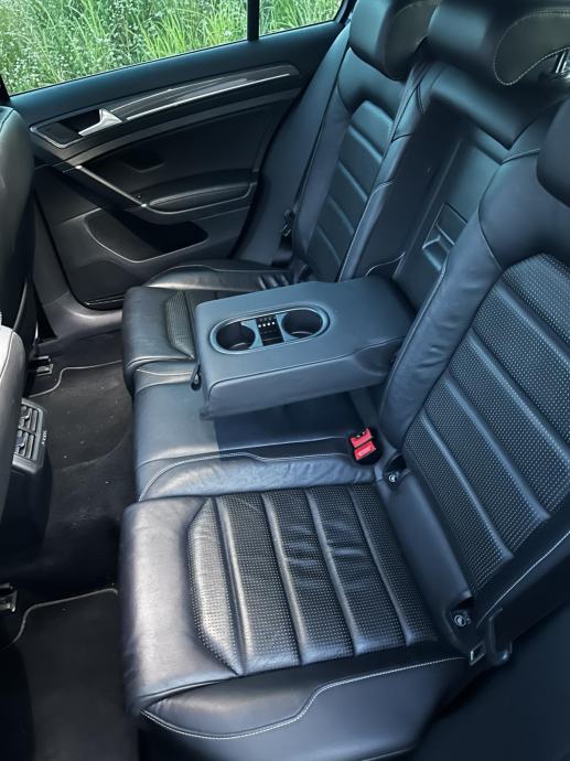 VW Golf 7.5 1,6 TDI R LINE, fotografija 9