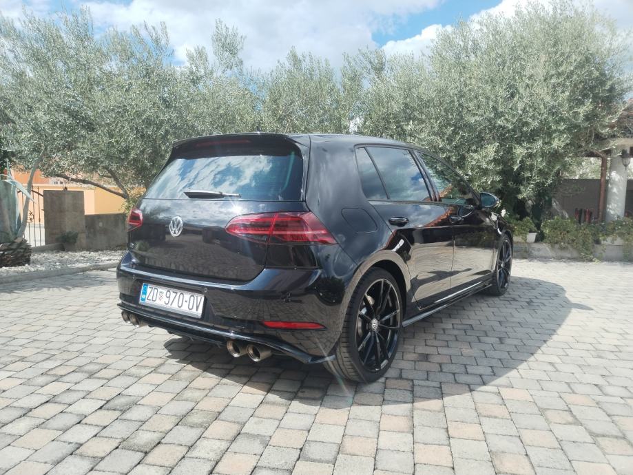 VW Golf 7.5 R performanse Akrapović, fotografija 6