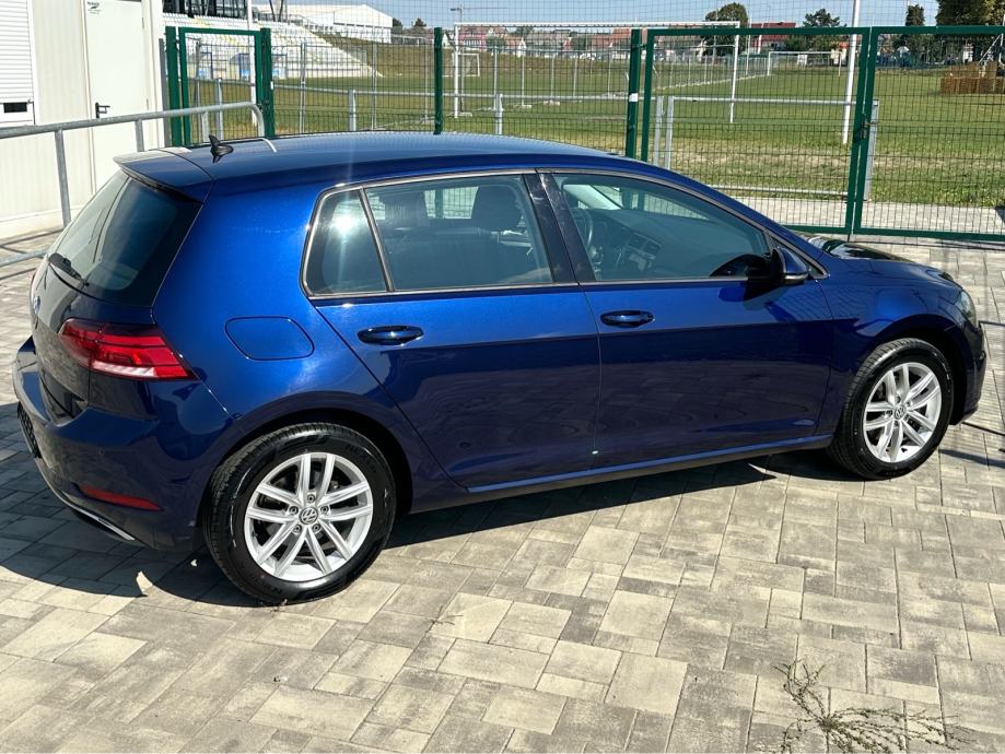 VW Golf 7.5 2,0 TDI 150ks • 2018MOD• KAMERA • NOVE GUME • TOP STANJE, fotografija 11