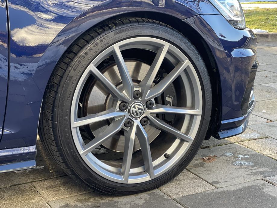 VW Golf 7 5 2 0 TSI R DSG FULL LED KAO NOV KO A ODMAH DOSTUPNO 2017 vw-golf-7-5-2-0-tsi-r-dsg-full-led-kao-nov-ko-a-odmah-dostupno-2017