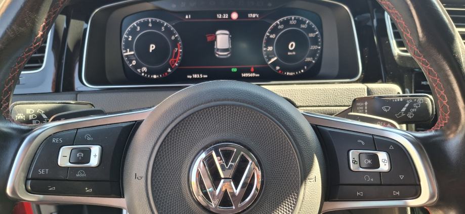 VW Golf 7.5 GTI, fotografija 11
