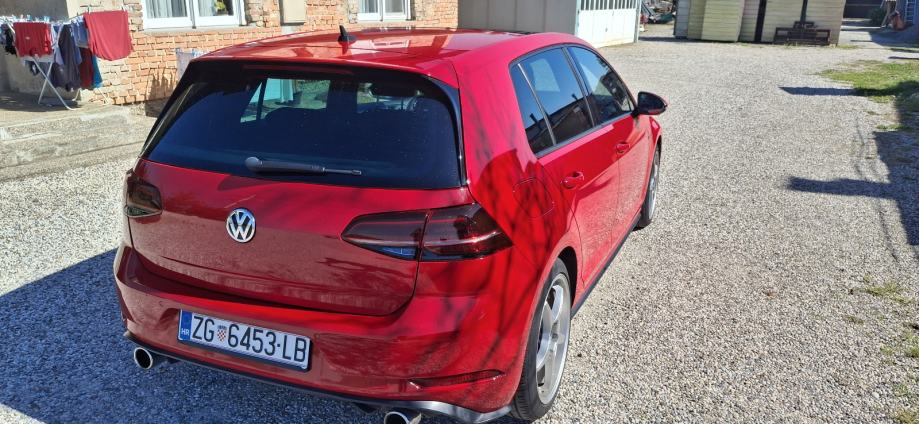 VW Golf 7.5 GTI, fotografija 7
