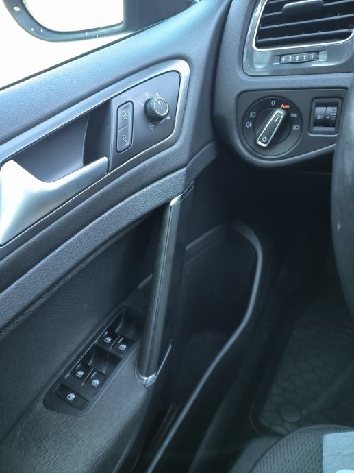 VW Golf 7.5 Variant 1,6 TDI, fotografija 13
