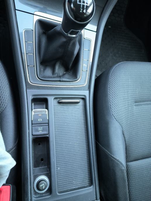 VW Golf 7.5 Variant 1,6 TDI, fotografija 12