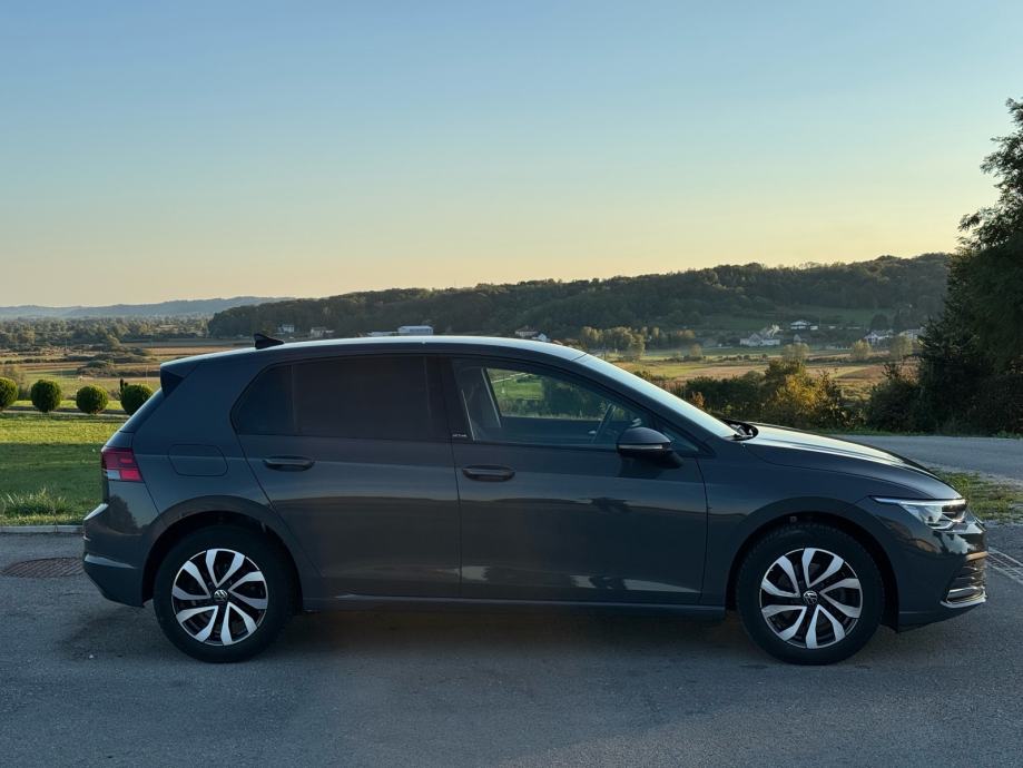 VW Golf 8 1,0TSI ACTIVE, fotografija 4