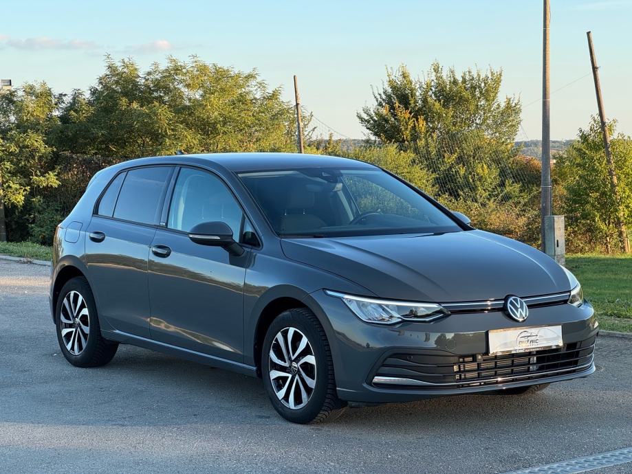 VW Golf 8 1,0TSI ACTIVE, fotografija 3