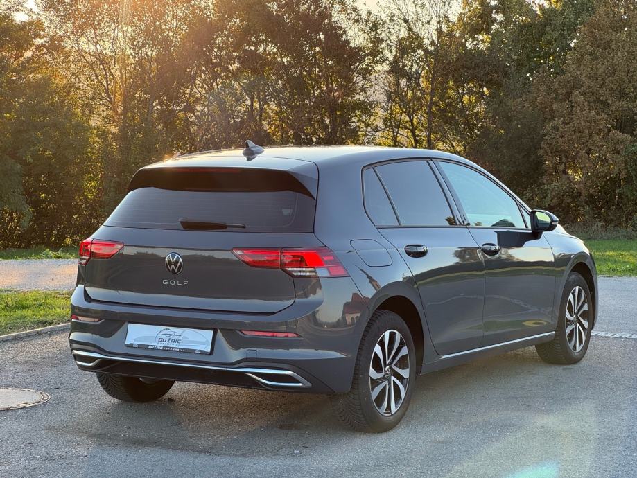 VW Golf 8 1,0TSI ACTIVE, fotografija 5
