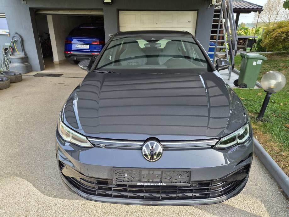 VW Golf 8 1,5 eTSI 130ks Dsg R-line(15200km), fotografija 2