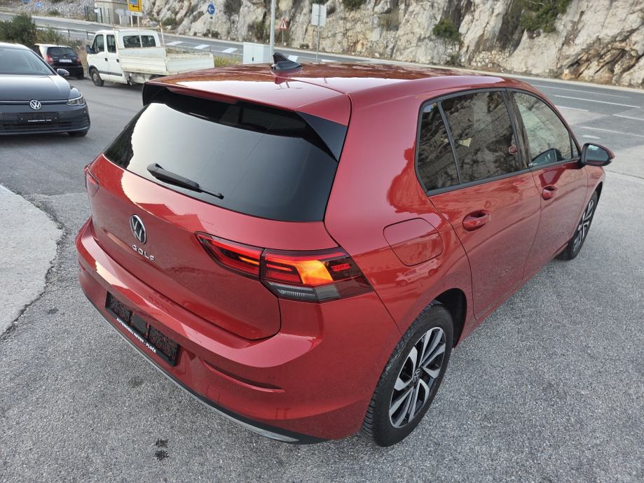 VW Golf 8 1,5 TSI ACTIVE OPREMA ** JAMSTVO !!, fotografija 5
