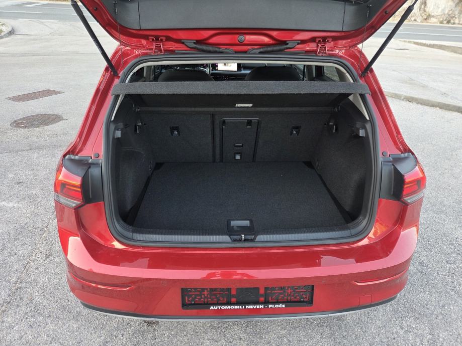 VW Golf 8 1,5 TSI ACTIVE OPREMA ** JAMSTVO !!, fotografija 20