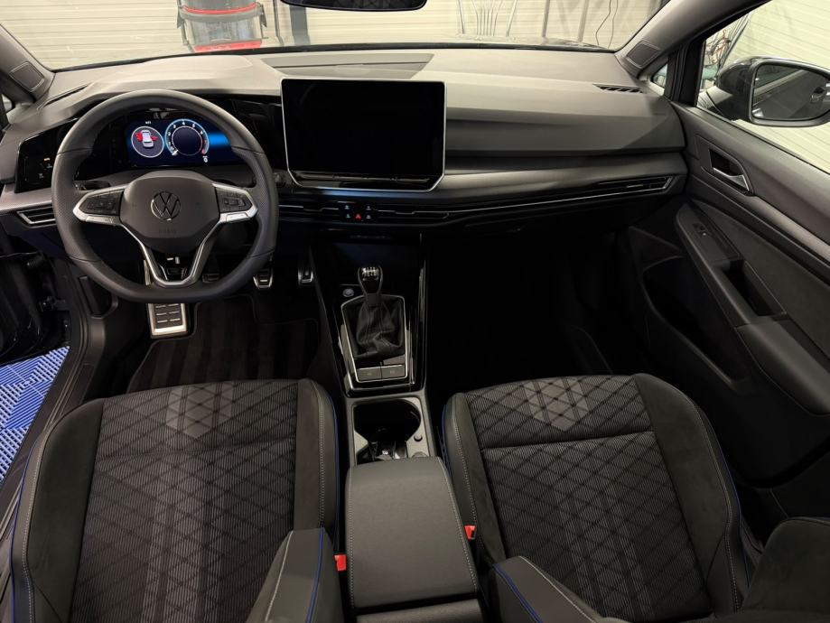 VW Golf 8 1,5 TSI FACELIFT R - LINE--FULL OPREMA--TVORNIČKO JAMSTVO, fotografija 4