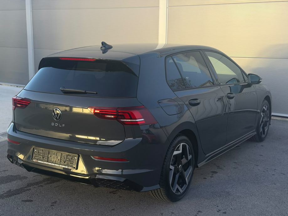 VW Golf 8 1,5 TSI FACELIFT R - LINE--FULL OPREMA--TVORNIČKO JAMSTVO, fotografija 8