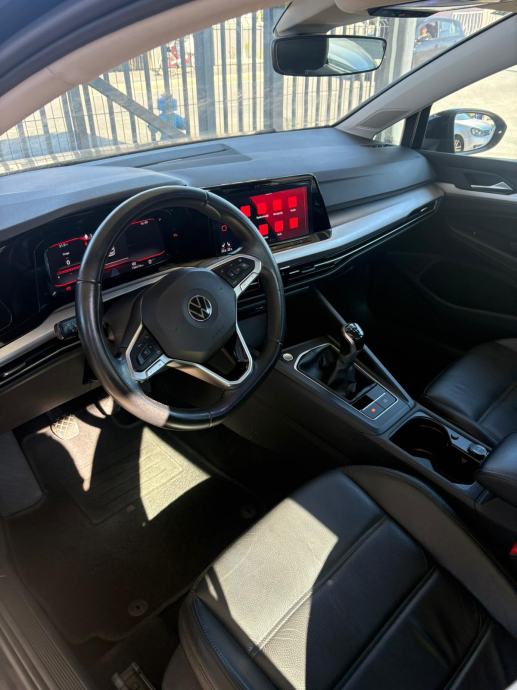 VW Golf 8 1,5 TSI reg.1god, pogled izvana - slika 5